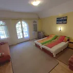 In - Balaton 38090 Siofok