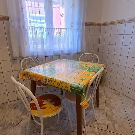 In - Balaton 38090 Apartment